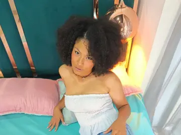 Milubrunnete69  live sex cam