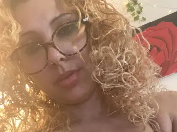 LickableMiami  live sex cam