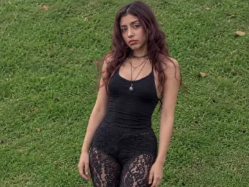 XBellaCandyX  live sex cam
