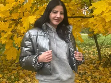 AvenLullabyyy  live sex cam