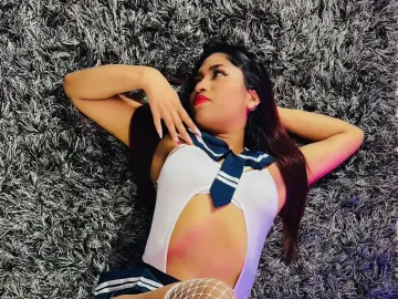 Chloe_Lombardi  live sex cam