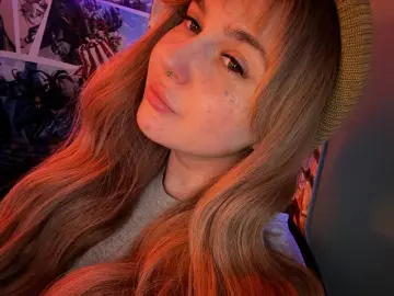 StacyLuxeX  live sex cam