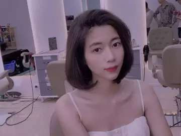 Sunny2518  live sex cam