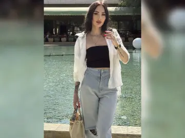 CandyJeane  live sex cam