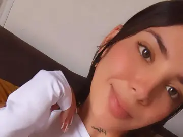 Alina_Ospina  live sex cam