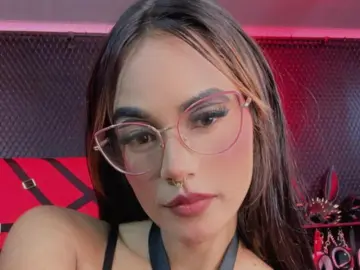 LilithRussoo  live sex cam