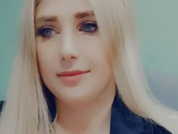 Lovewithyouuuu  live sex cam