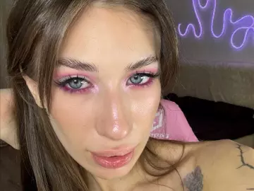 MiaVeber  live sex cam