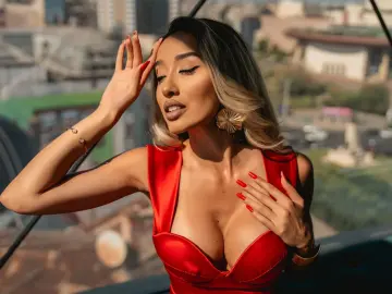 BellatrixNoir  live sex cam