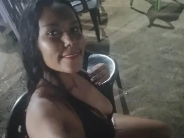 Lucianaxht_  live sex cam