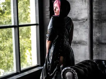 Olisunny555  live sex cam