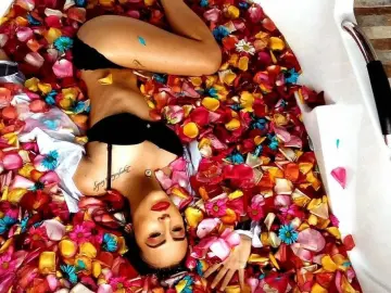 Kaia_Gerber  live sex cam