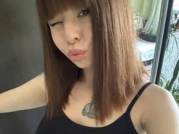 AmelliLess  live sex cam