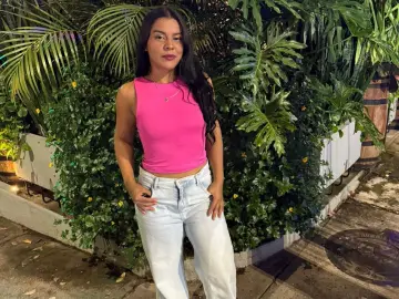 Mia_Bellefort  live sex cam
