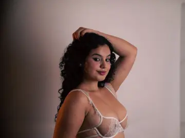 ShanonFox  live sex cam