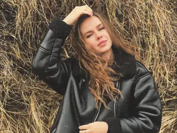 Iris_Florence  live sex cam