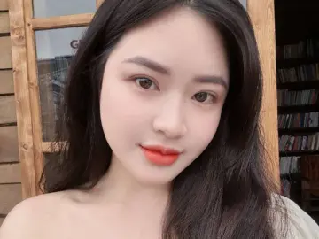 Lyzydam69  live sex cam