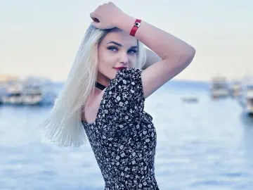 KateSlyy  live sex cam