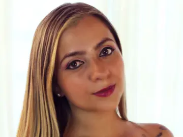 Smmy_Gil  live sex cam