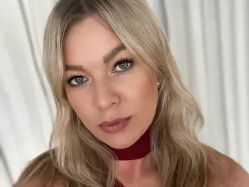 BelleFordBass  live sex cam