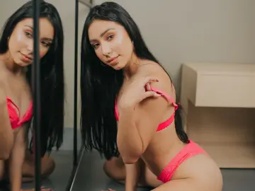 LauraSquirter_  live sex cam