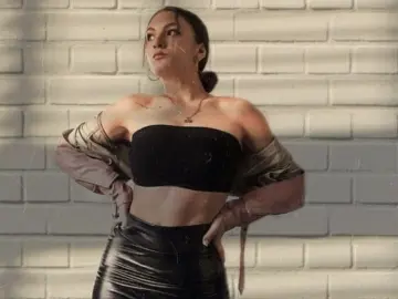 Salomeolsonnx  live sex cam