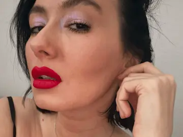 Eva_cosmos  live sex cam