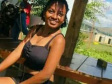 Vannilla  live sex cam