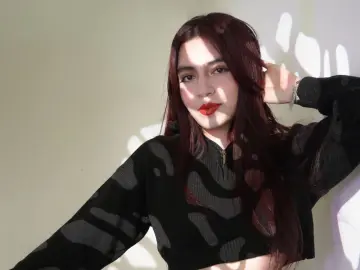 Zoenova77  live sex cam