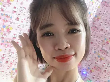 Leelee4  live sex cam