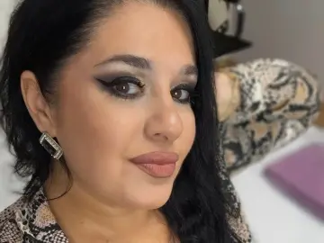 MissMonikaX  live sex cam