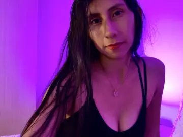 MoonLipson871  live sex cam