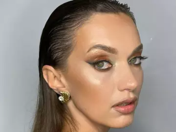 HoneyRussete  live sex cam