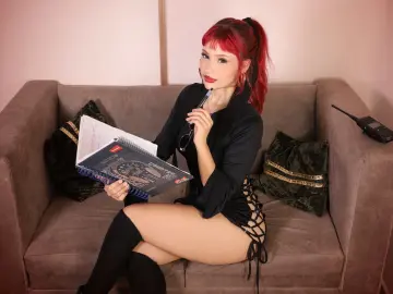 CrystalRose  live sex cam