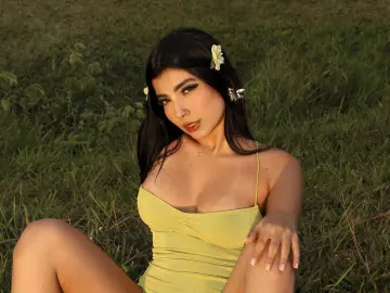 NaomyAshe_  live sex cam