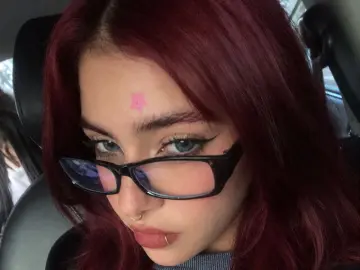 CherryyMorgaan  live sex cam