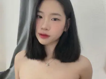 Liiana21  live sex cam