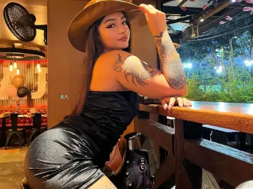 ScarlettWalker  live sex cam