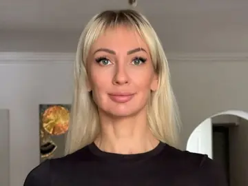 MadameMila  live sex cam