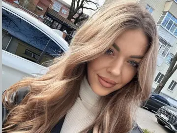 LizaSweety22  live sex cam