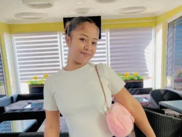 EmmaCard  live sex cam