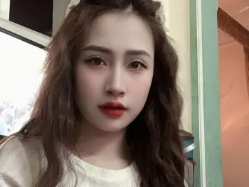 Mailyy69  live sex cam