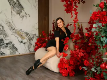 BigTitsNataly  live sex cam