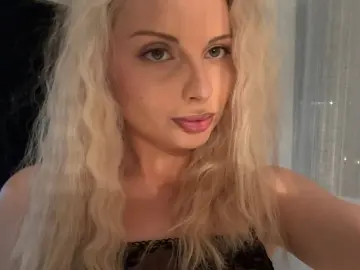 Liluna  live sex cam