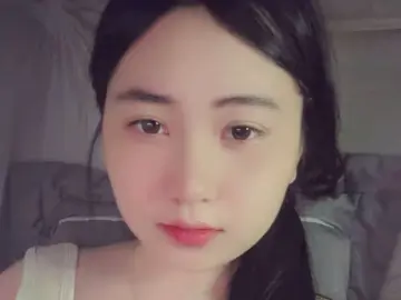 Emily688Hot  live sex cam