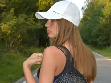 Cheryl_Backer  live sex cam