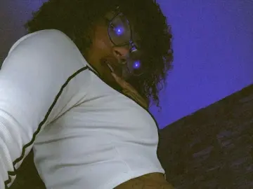 Morena_FireVs  live sex cam