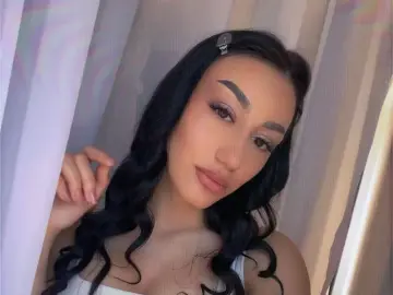 CarolineRosse  live sex cam