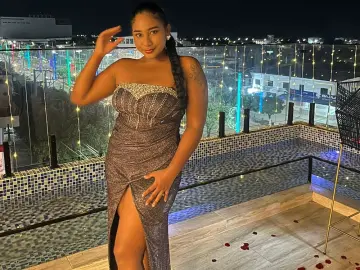 Natibig  live sex cam