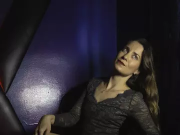 Natasha_Kinski  live sex cam